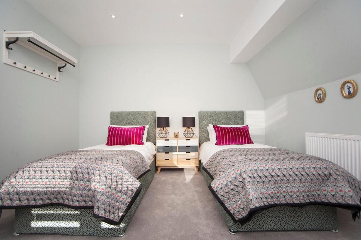 ※ Spacious Georgian Coach House & With Parking Бат Екстер'єр фото