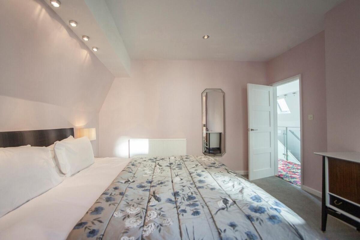 ※ Spacious Georgian Coach House & With Parking Бат Екстер'єр фото