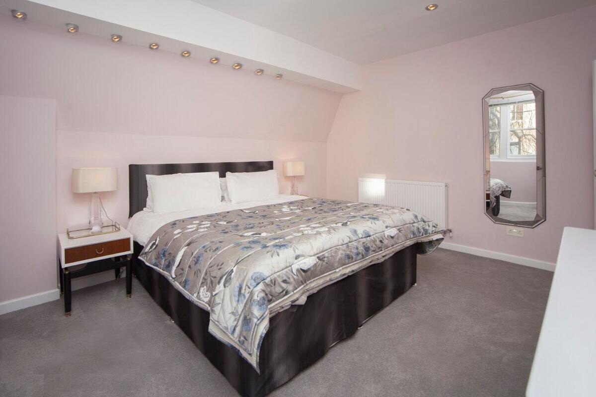 ※ Spacious Georgian Coach House & With Parking Бат Екстер'єр фото